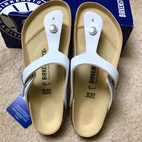 Birkenstock Shoes - Size 39 Birkenstock Gizeh Sandals